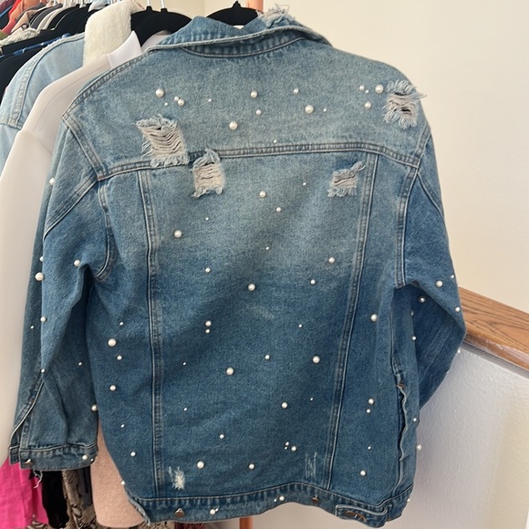Jean Jacket with Pearls - Picture 3 of 3